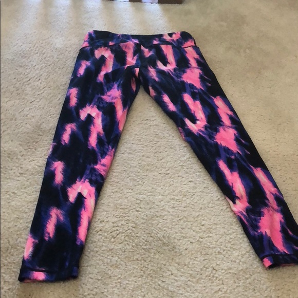 Fun print leggings!! - Picture 5 of 5